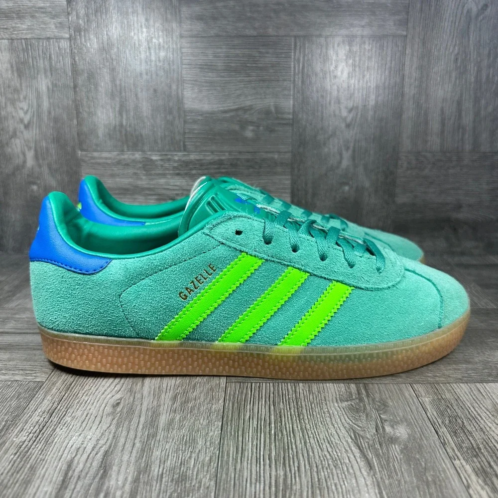 Adidas Gazelle Sneakers Women 8 Green Suede Neon Lime Gum Sole NEW JP7127
